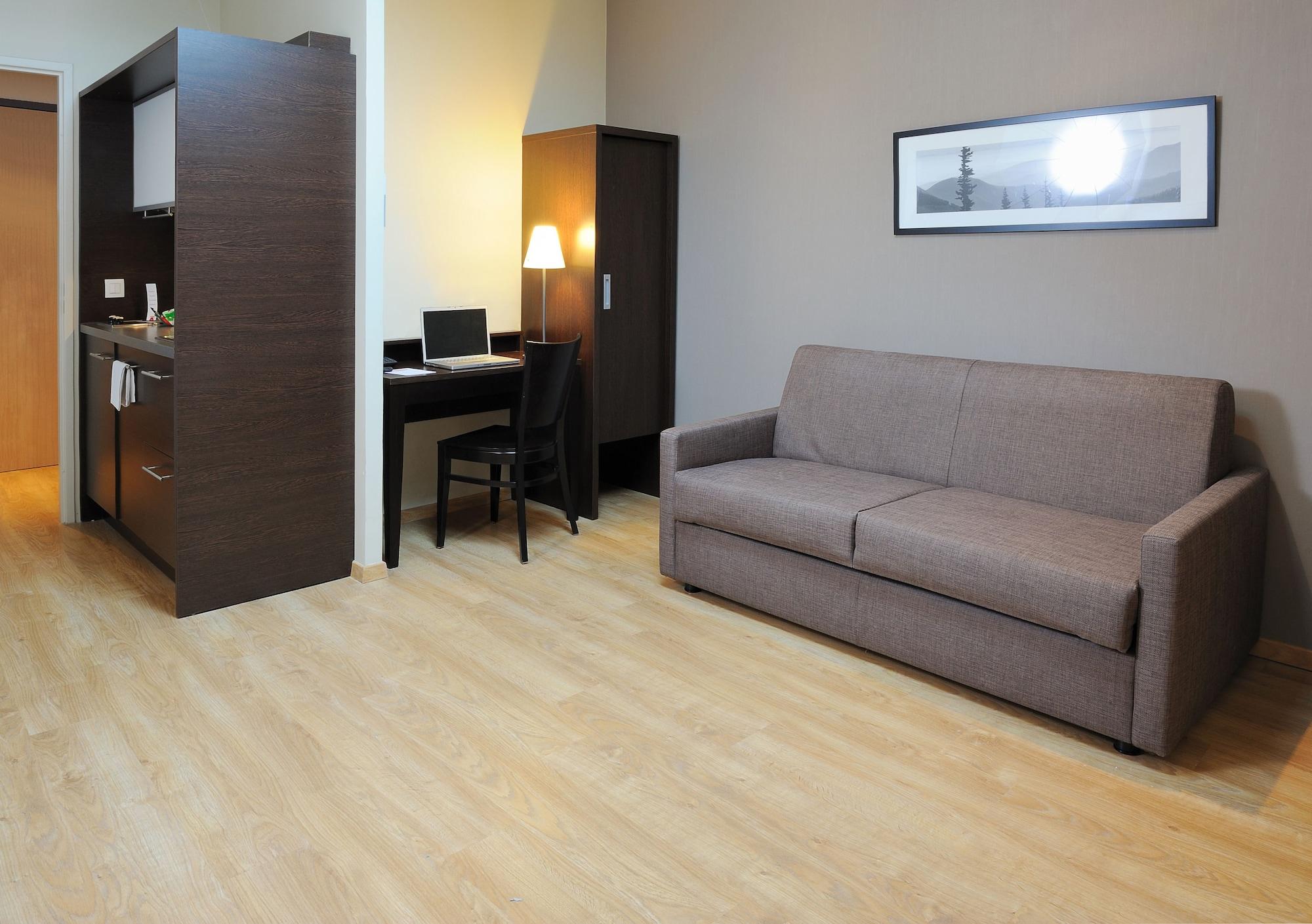 Residhome Grenoble Caserne De Bonne Экстерьер фото