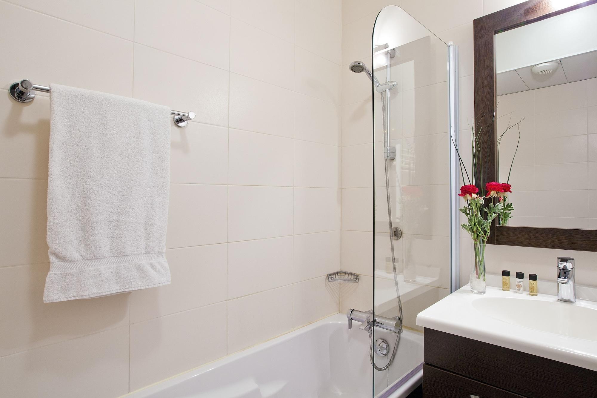 Residhome Grenoble Caserne De Bonne Экстерьер фото